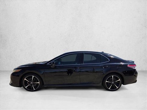 Certified 2018 Toyota Camry XSE w/ Audio Package FWD image 9