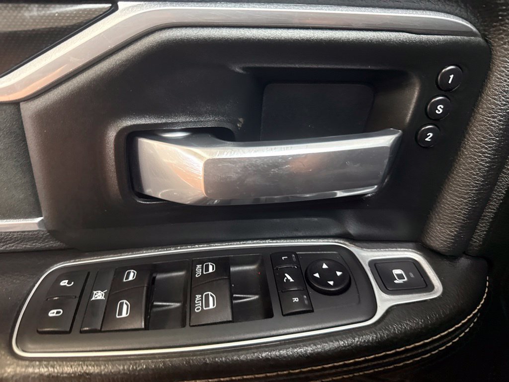 Used 2020 RAM 2500 Laramie w/ Night Edition AWD/4WD image 20