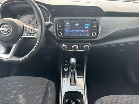 Used 2023 Nissan Kicks SV FWD image 20