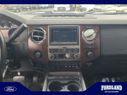 Used 2011 Ford F250 Lariat w/ Camper Pkg AWD/4WD image 12