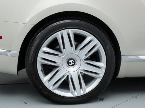 Used 2016 Bentley Continental GT AWD/4WD image 39