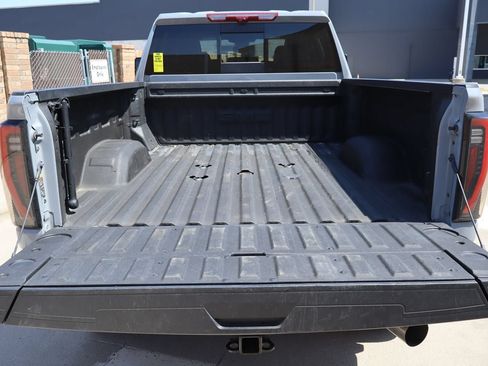 Used 2025 GMC Sierra 2500 AT4X AWD/4WD image 30