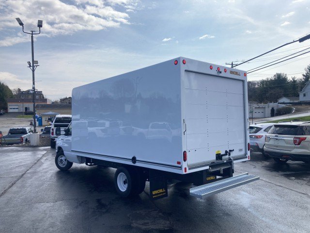New 2027 Ford E-350 and Econoline 350 Super Duty w/ Power Equipment Group RWD image 2