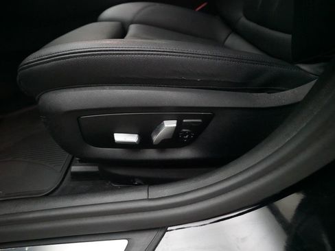Used 2017 BMW 530i xDrive AWD/4WD image 28
