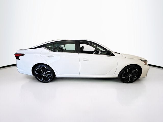 Certified 2024 Nissan Altima 2.5 SR FWD image 4