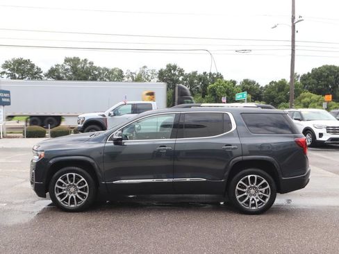 Used 2023 GMC Acadia Denali w/ Denali Ultimate Package FWD image 8