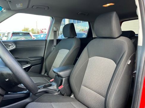 Used 2020 Kia Soul S image 17