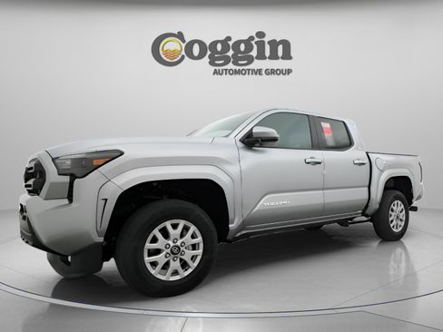 New 2026 Toyota Tacoma SR5 AWD/4WD image 4
