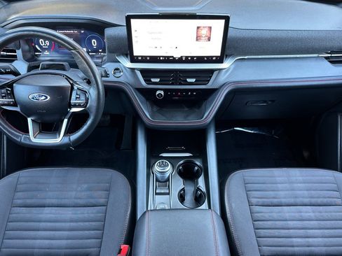 Used 2025 Ford Explorer ST-Line AWD/4WD image 8