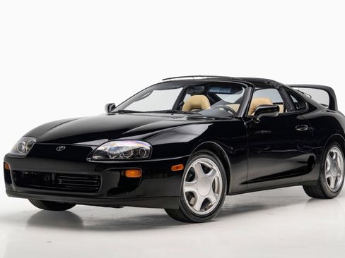 Used 1994 Toyota Supra Turbo RWD image 4