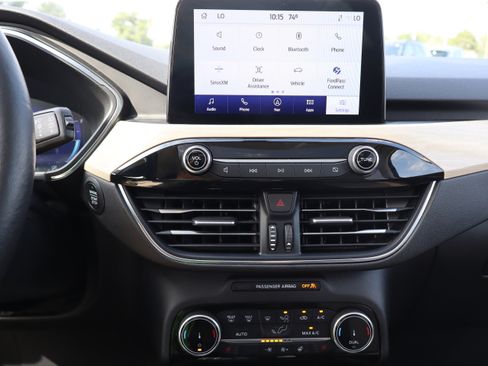 Used 2022 Ford Escape Titanium w/ Titanium Elite Package image 19