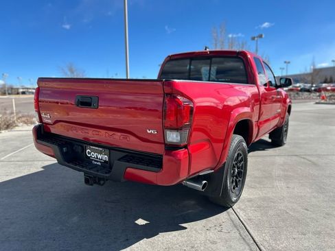 Used 2022 Toyota Tacoma SR5 image 8