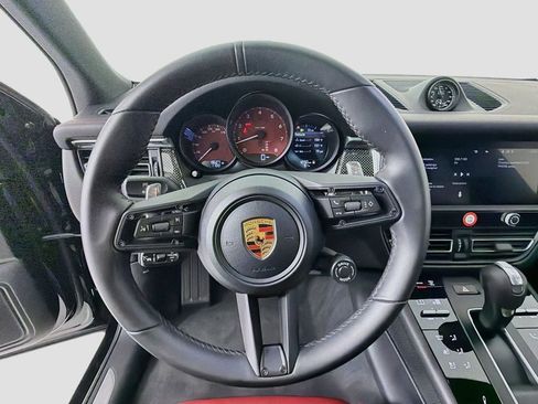 Certified 2026 Porsche Macan S AWD/4WD image 19
