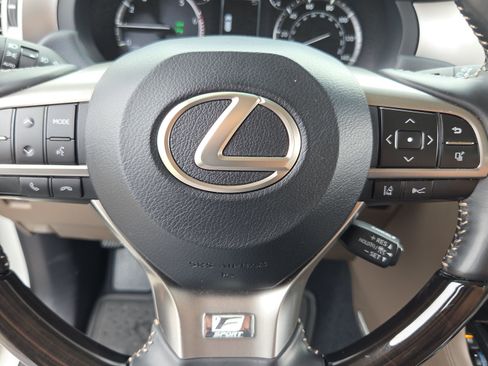 Used 2023 Lexus GX 460 Luxury w/ Accessory Package AWD/4WD image 24