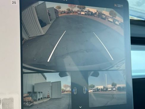 Used 2023 Tesla Model 3 Standard Range RWD image 19