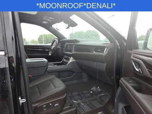 Used 2024 GMC Yukon XL Denali w/ Advanced Technology Package AWD/4WD image 51