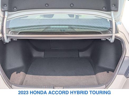 Used 2023 Honda Accord Touring image 7