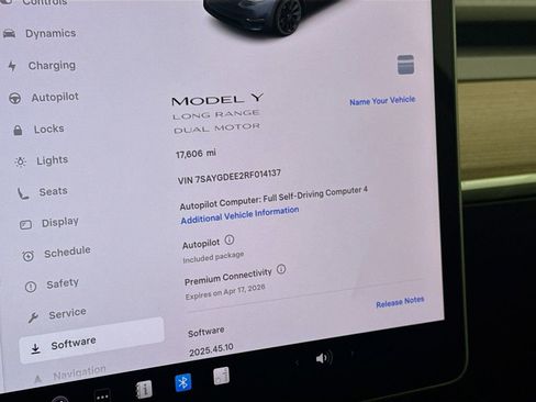 Used 2024 Tesla Model Y Long Range image 12