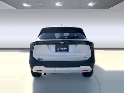 New 2025 Nissan Kicks SV w/ SV Premium Package image 9