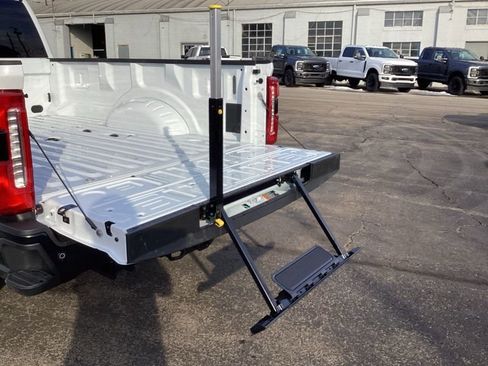 New 2026 Ford F350 XL w/ 360-Degree Camera Package AWD/4WD image 18