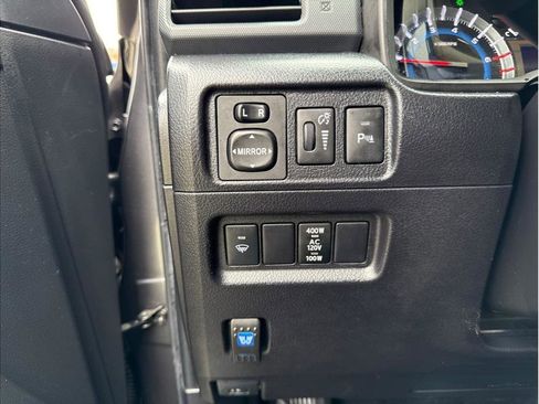 Used 2016 Toyota 4Runner Limited image 34
