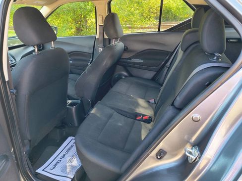 Used 2023 Nissan Kicks S image 4