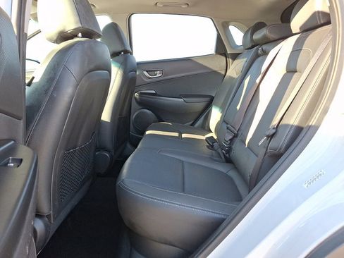 Used 2019 Hyundai Kona Limited w/ Cargo Package image 10