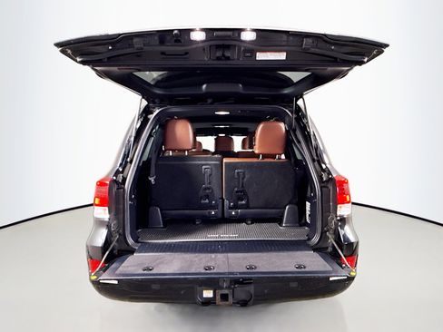 Certified 2021 Toyota Land Cruiser image 26