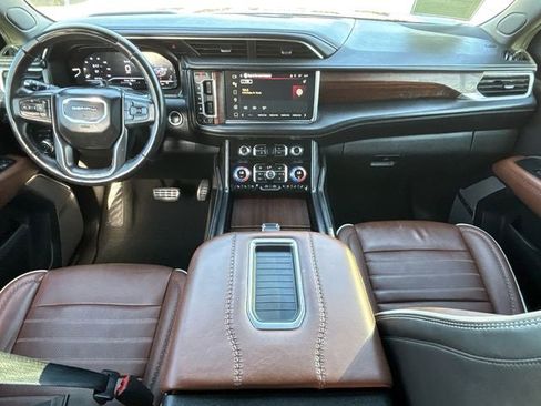 Used 2023 GMC Yukon Denali Ultimate w/ LPO, Floor Liner Package image 28