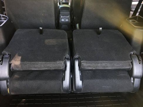 Used 2017 Ford Explorer Platinum AWD/4WD image 21