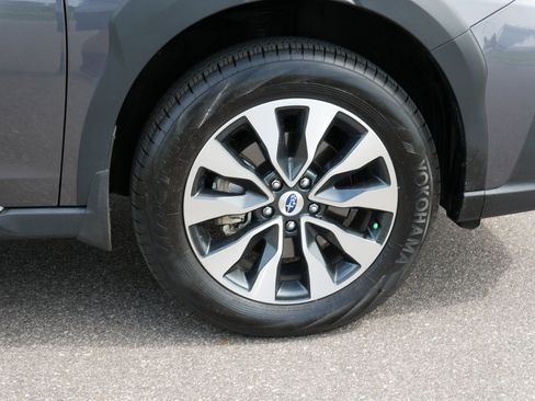 Used 2024 Subaru Outback Limited AWD/4WD image 14