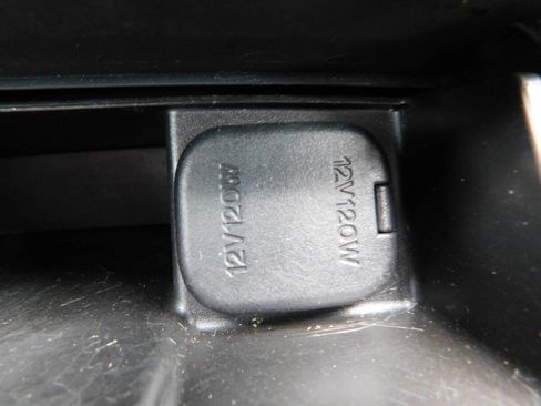 Used 2012 MAZDA MAZDA3 i Sport FWD image 12