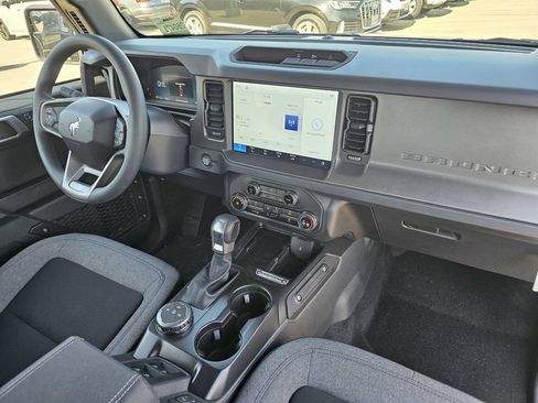 New 2026 Ford Bronco 4-Door AWD/4WD image 10