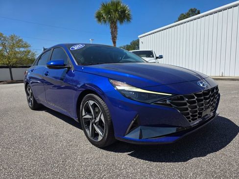Used 2023 Hyundai Elantra Limited image 31