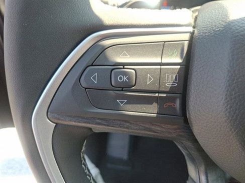 New 2025 Jeep Grand Cherokee Limited image 42