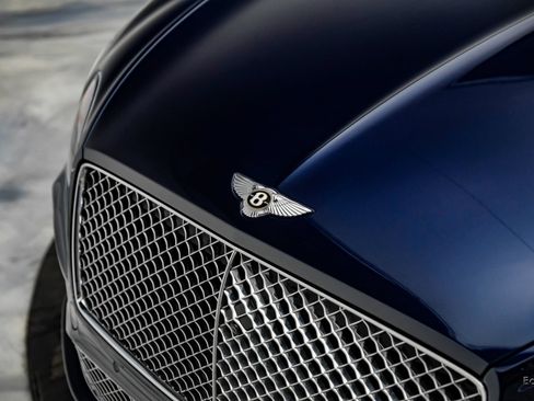 Used 2020 Bentley Continental GT AWD/4WD image 36