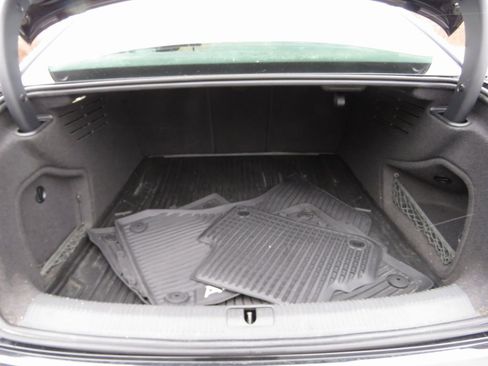 Used 2019 Audi A4 2.0T Premium image 17