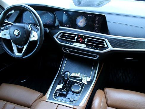 Used 2020 BMW X7 xDrive40i w/ Premium Package image 19