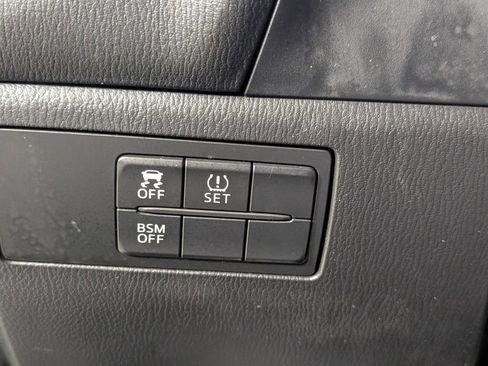 Used 2014 MAZDA MAZDA3 i Touring w/ Technology Package image 15