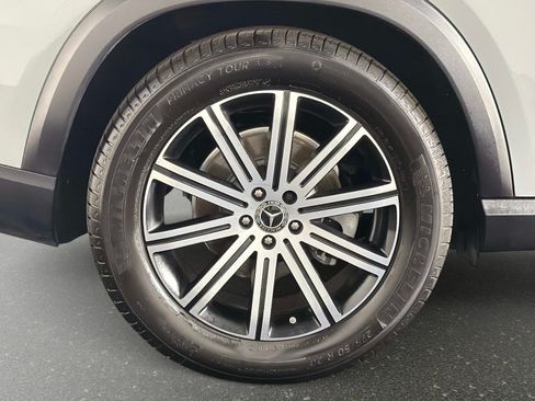 Used 2025 Mercedes-Benz GLE 350 4MATIC image 21