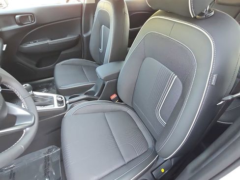 New 2026 Hyundai Venue SEL FWD image 15