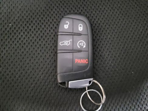 Used 2014 Jeep Grand Cherokee Limited AWD/4WD image 32