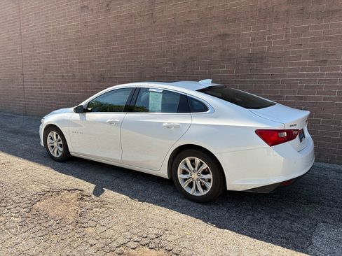 Used 2024 Chevrolet Malibu LT FWD image 3