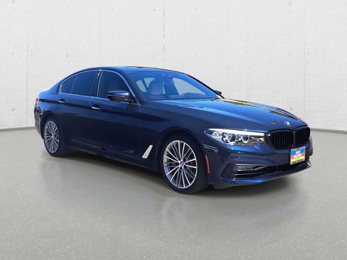 Used 2018 BMW 530i image 3