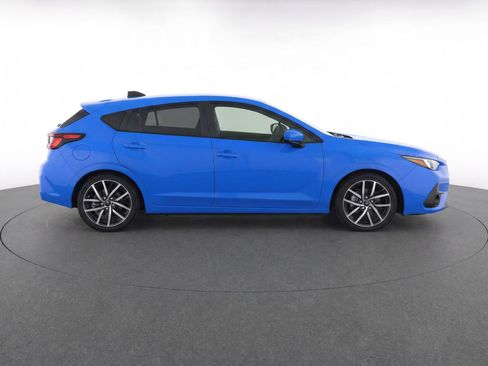 Used 2025 Subaru Impreza 2.0i Sport AWD/4WD image 8