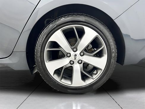 Used 2020 Kia Optima S image 21