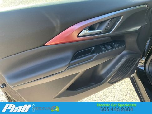 Used 2024 Chevrolet Equinox EV RS FWD image 21
