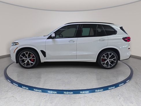 Certified 2024 BMW X5 xDrive40i w/ M Sport Package AWD/4WD image 11