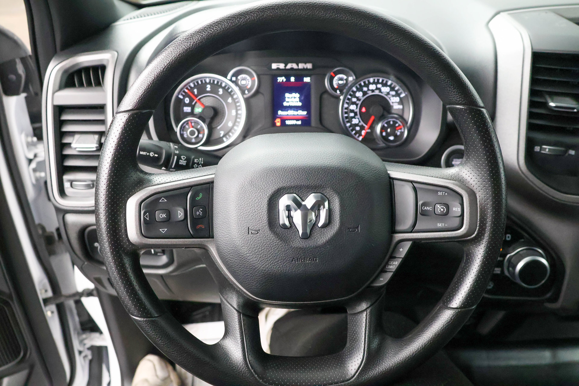 Used 2023 RAM 1500 Tradesman w/ Tradesman Group AWD/4WD image 18