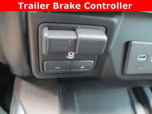 Used 2019 GMC Sierra 1500 Denali w/ Driver Alert Package II image 17